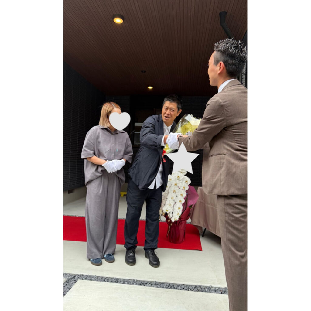 パンサー尾形 新居